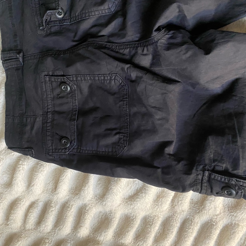 Cargos - Picture 3 of 3